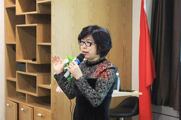 十九大分享会02_副本.jpg